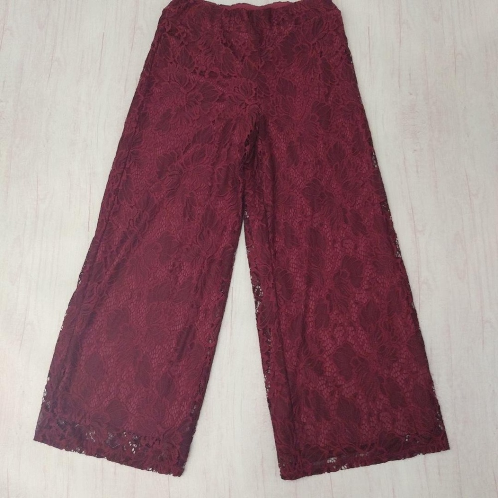 CATO Fashions Lace Overlay Palazzo Pant Medium